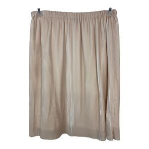 #109 ADRIANNA PAPELL Full Pleat Skirt